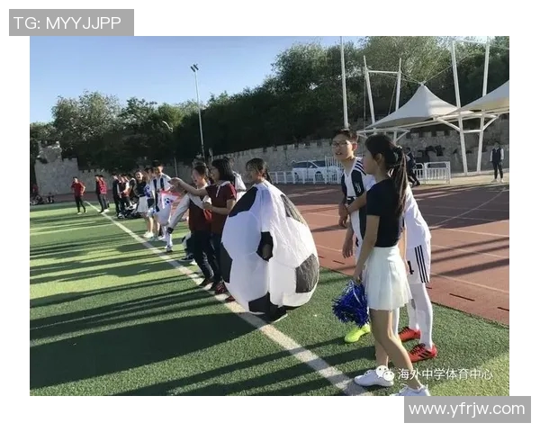 从空中坠落到绿茵场飞机事故改变了这位足球明星的命运 从空中坠落到绿茵场飞机事故改变了这位足球明星的命运